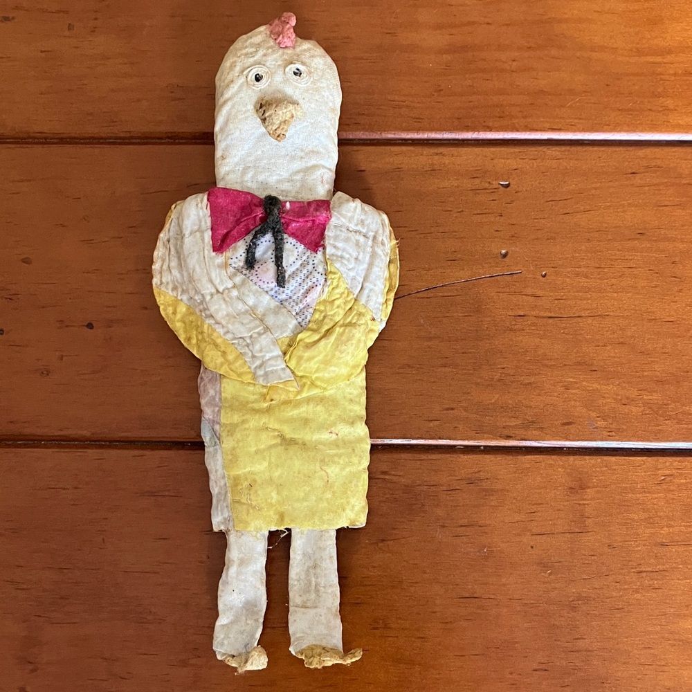 Vintage Handmade Quilt Mache Chicken Folk Art